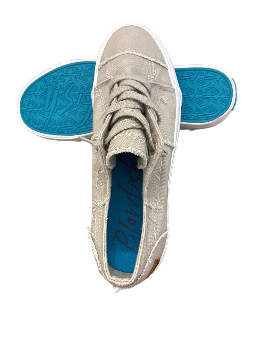 Blowfish NWOT Neutral Canvas Slip-On Sneaker with Frayed Edges Size 9.5